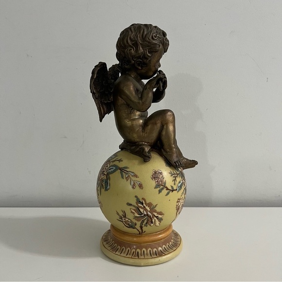 Bronze Cherub Playing Flute on Floral Globe Figurine Statue - Picture 4 of 6